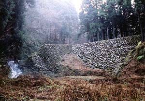 アカタン砂防奥の東堰堤
