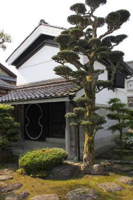 瀧波家住宅道具蔵