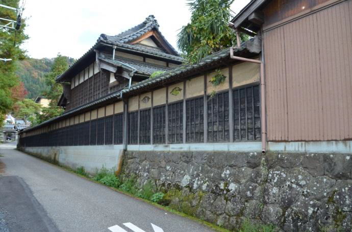 西野家住宅塀