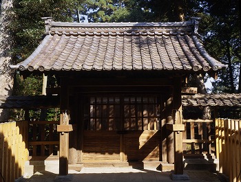 神明社中雀門