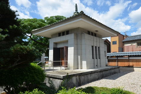 陽願寺納骨堂