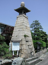 洲崎の高燈籠