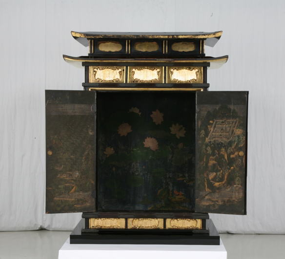 木造黒漆塗厨子